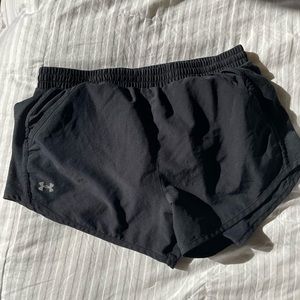 Barely worn Under Armour shorts